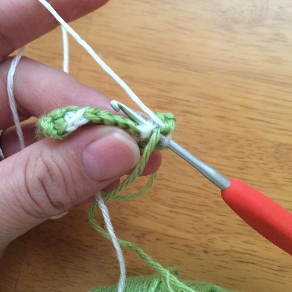 かぎ針 編み 糸 を 変える